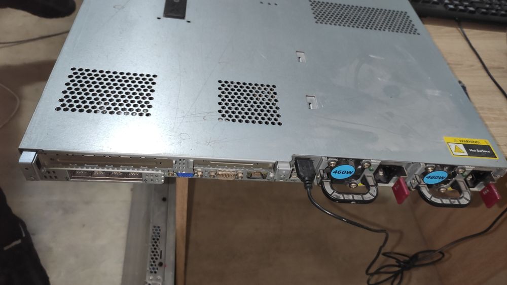 Сервер HP ProLiant DL360p Gen8 (10 SFF)