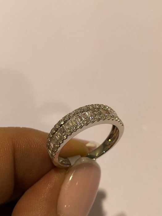 Obrączka z diamentami naturalnymi 0.95 ct Infinity bagiety