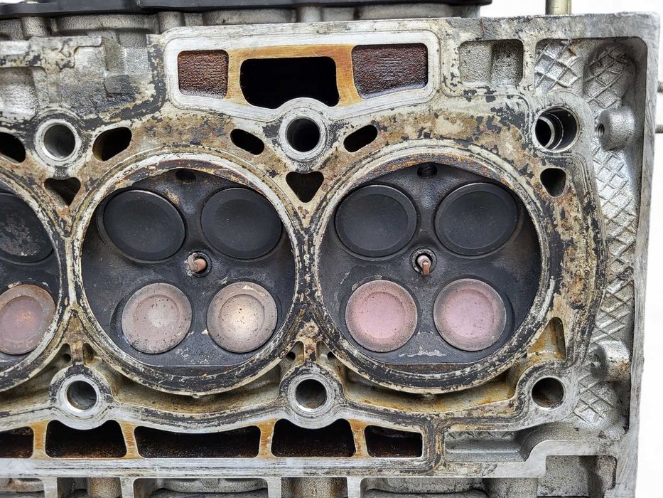 ГБЦ головка блока Citroen C5 2.0 HPI