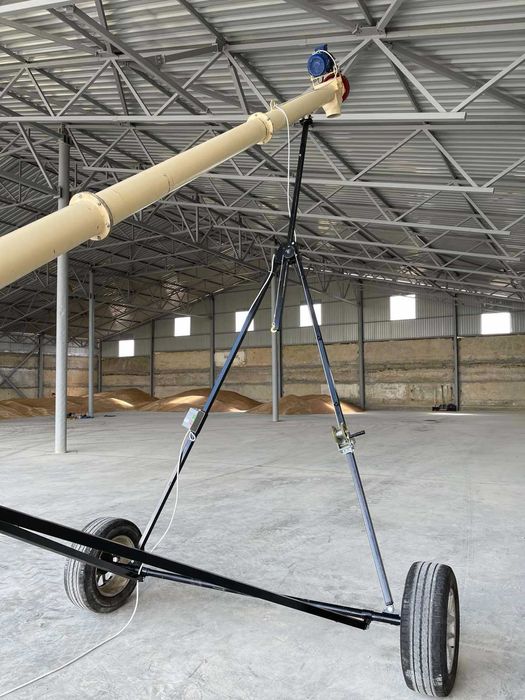 Зернопогрузчик, шнековий навантажувач, шнек для зерна, шнек у трубі