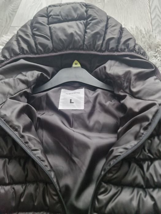 Terranova damska czarna pikowana kurtka 40/L