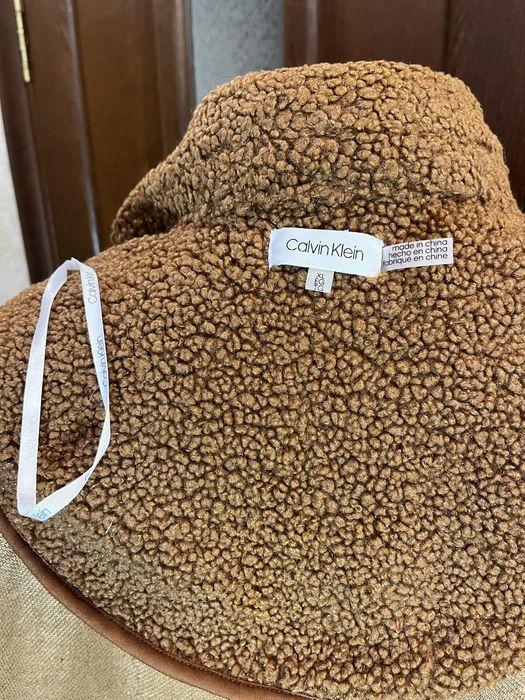 Пальто Calvin Klein нове