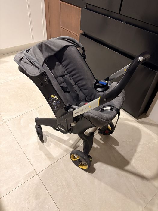 Wozek Doona i - mobilny fotelik samochodowy