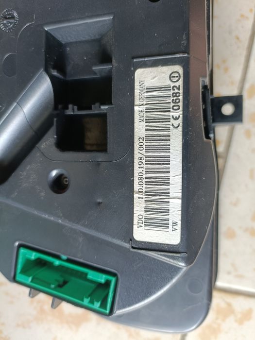 Licznik VW Passat B5 FL 1.9 TDI VDO MFA 1J0920826C
