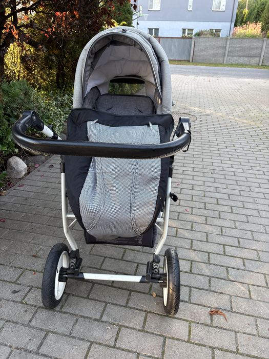 Sprzedam wózek 2w1
