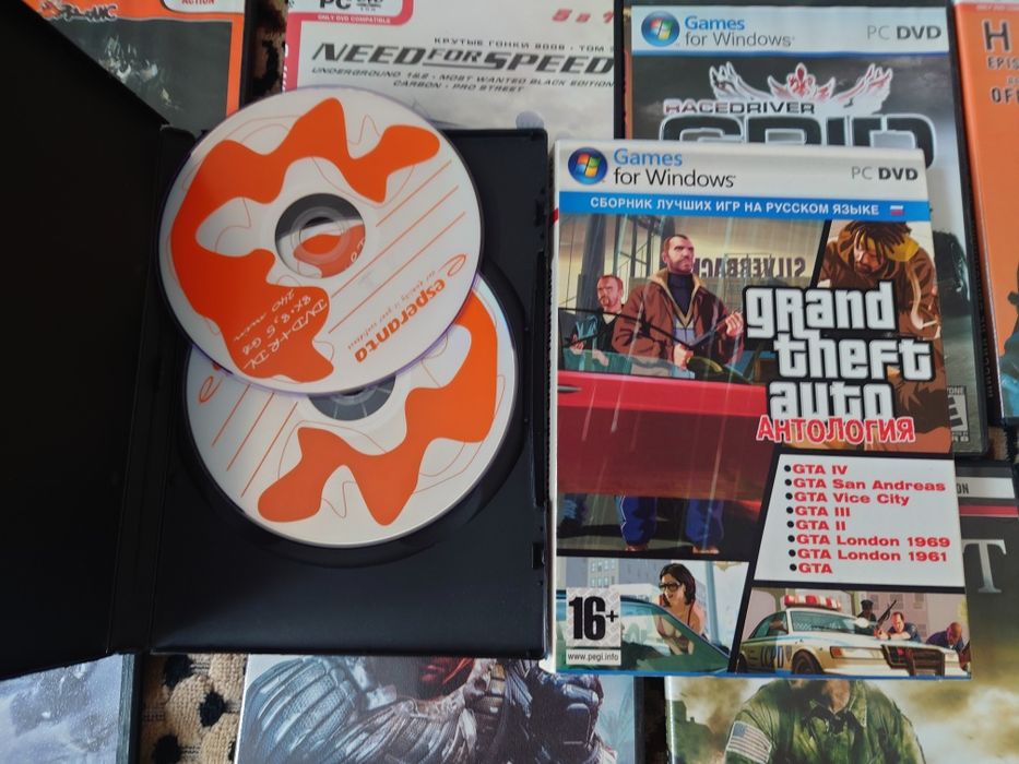 Лот 22 Диски з іграми для ПК GTA Crysis Half Life Arma 2 Gears of War