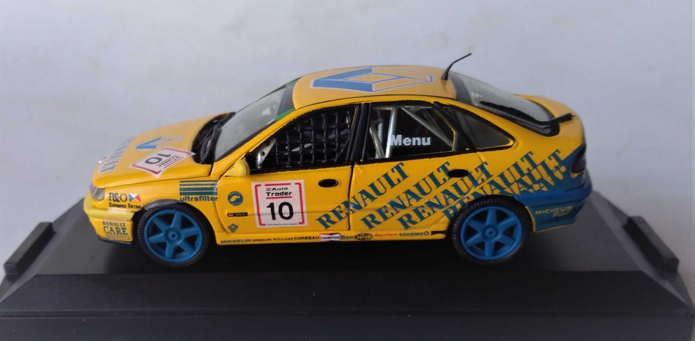 Renault Laguna BTCC de 1994, piloto Alain Menu, Ver descrição