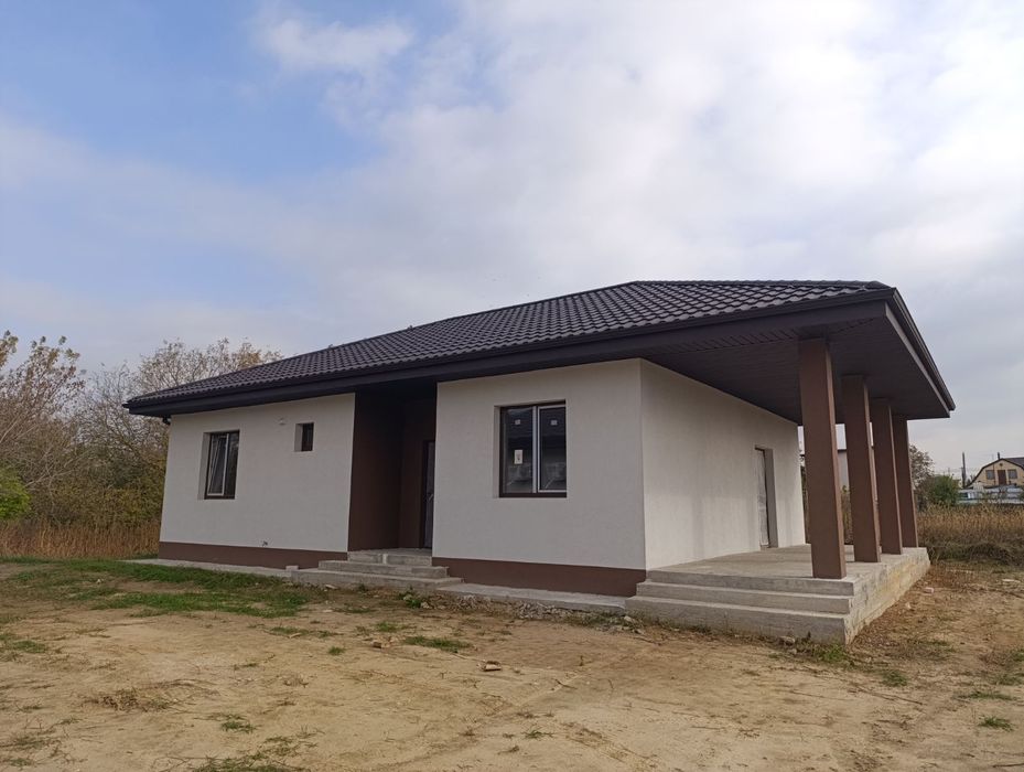 Єоселя!!Продаж сучасних будинкі 90 м2 в с.Крюківщина.