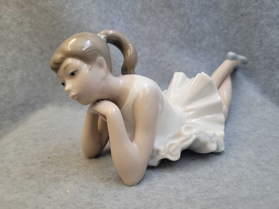 Статуэтка Балерина Испания Nao Lladro.22х10х9 см.В упаковке
