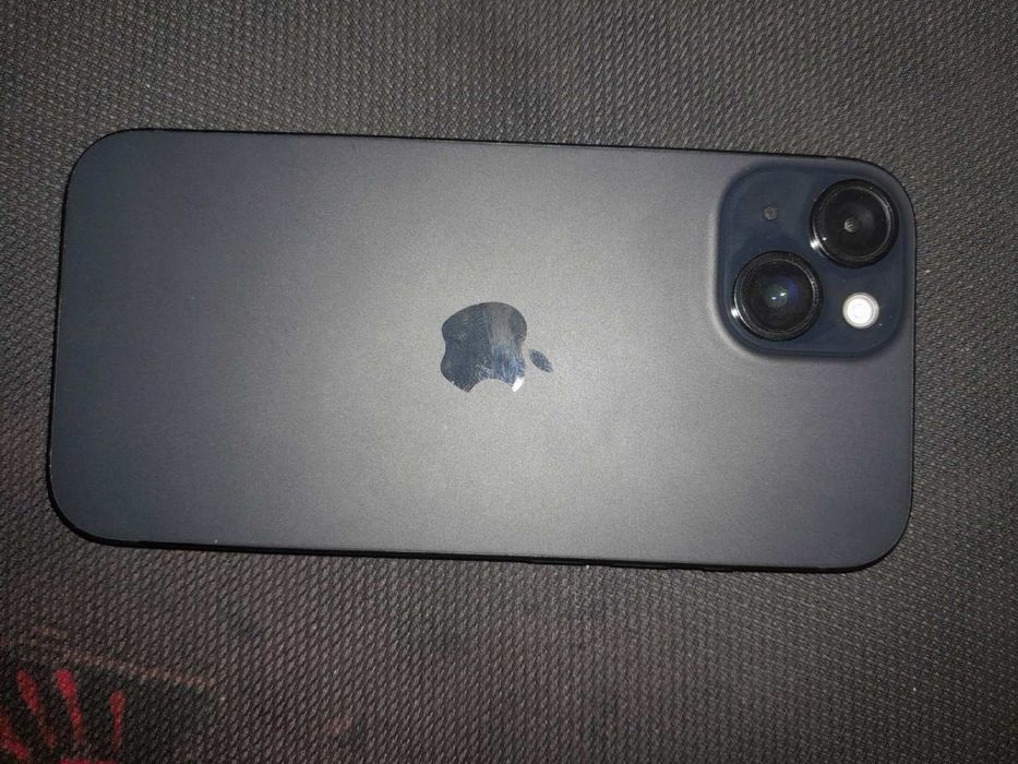 Продам айфон 15. 128 гб. Неверлок. Читайте описания.