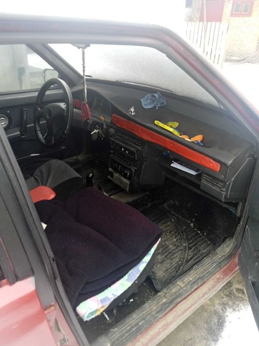 Продам ваз 2109 1992 рік