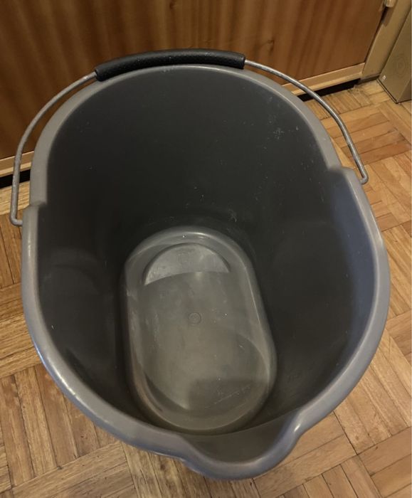 Balde Vileda limpeza ou esfregona