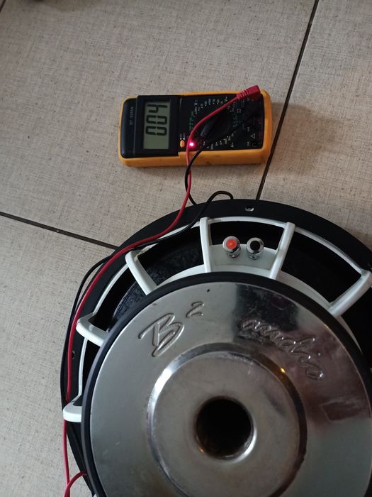 B2 audio skrzynia 2 kw 2x15" 4000 watt