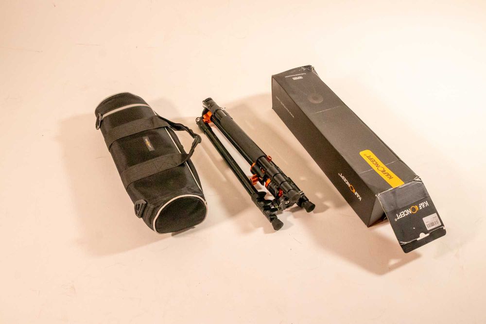 Tipé K&F S211 em bom estado