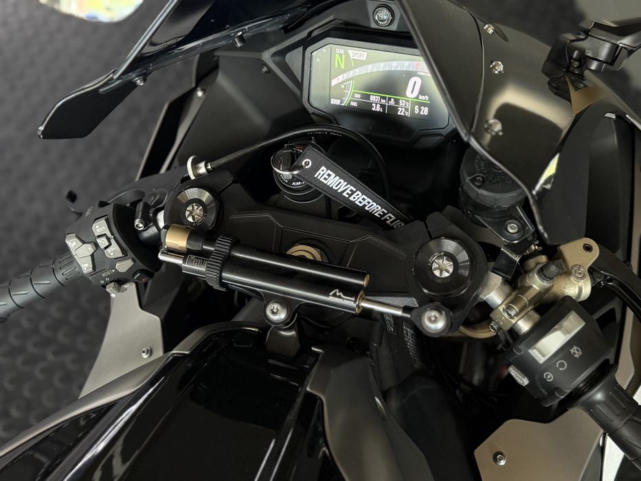 Мотоцикл Kawasaki ZX-10R 2022 рік