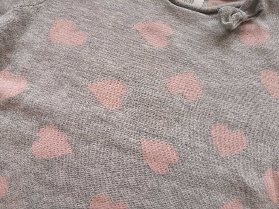 Hm r.86 jak Nowy! Sweter sweterek, serca serduszka