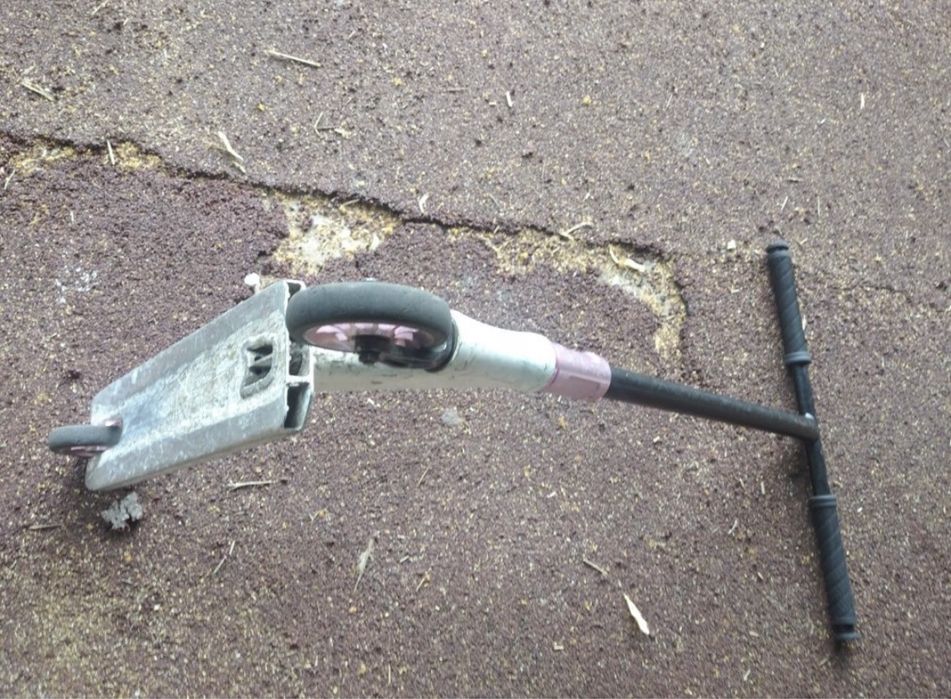 Продам самокат скоро