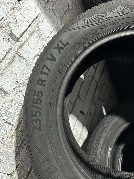 235/55 R17 Continental AllSeasonContact /4шт./всесезон/