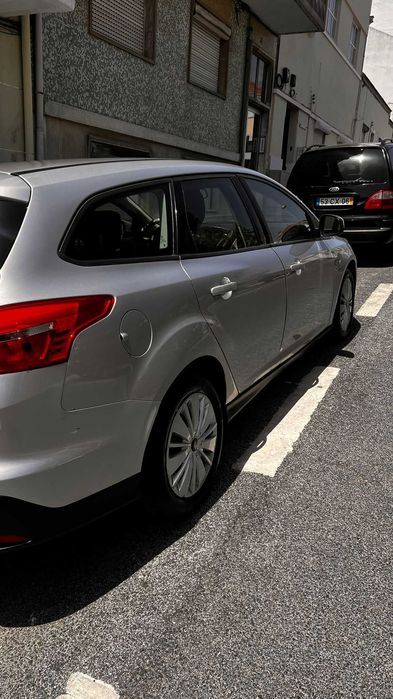 Ford Focus SW 1.5 TDCi | 2016 | Manual | Distribuição Feita em MAIO