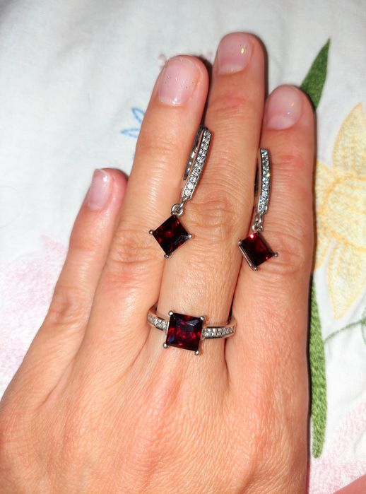 Продам срібний набір