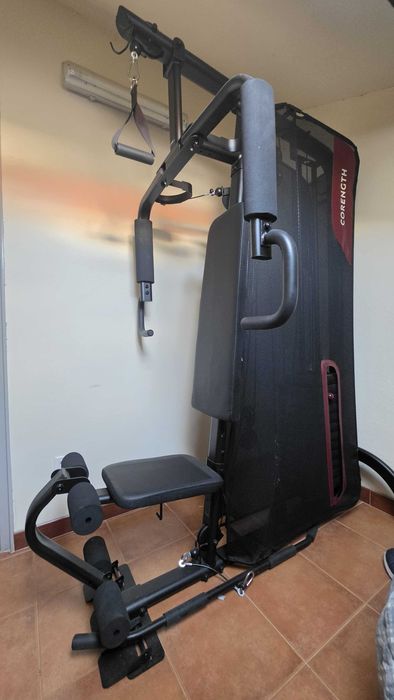 Equipamento de musculação multifunções
