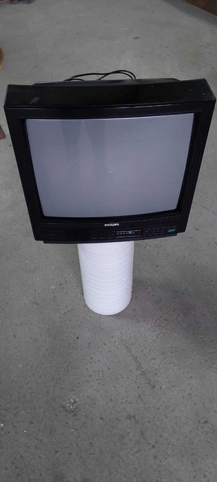 TV antiga Philips