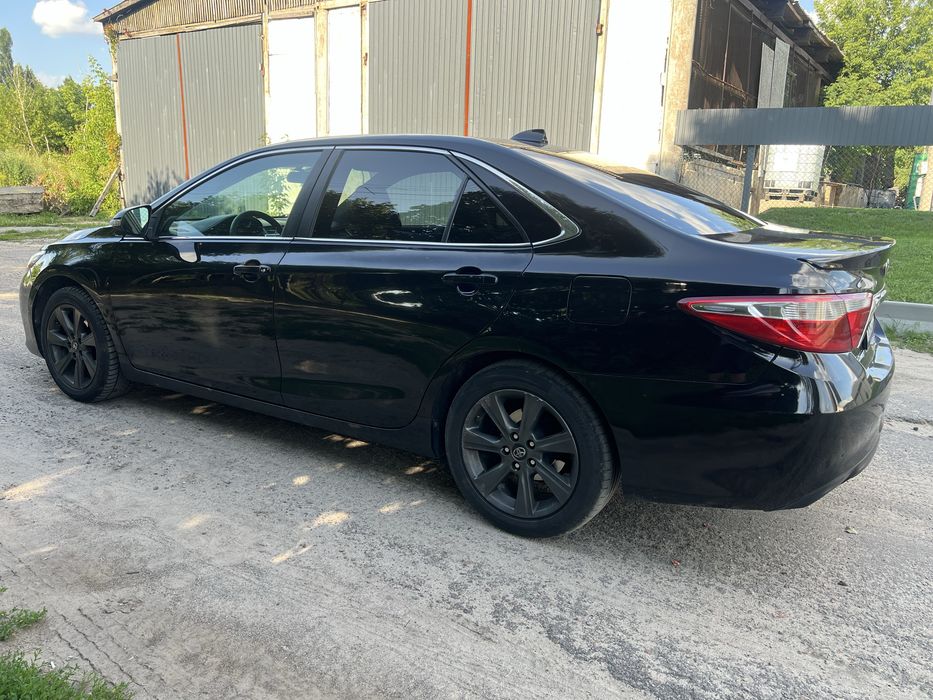 Toyota Camry 2015
