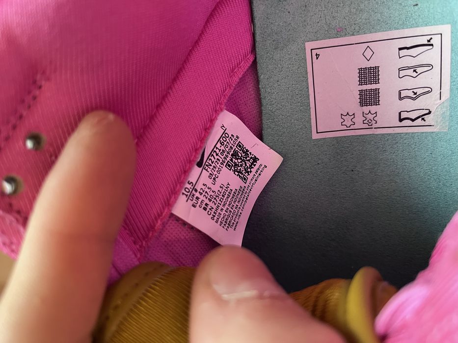 кросівки найк стан новий