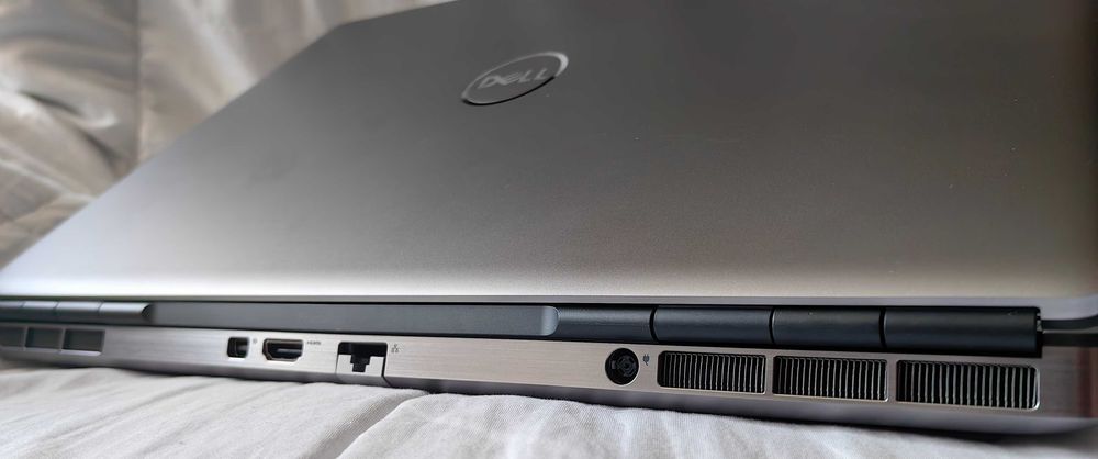 Dell précision 7560 i7 24mb cache, 32gb, 1,2tera ssd, RTX