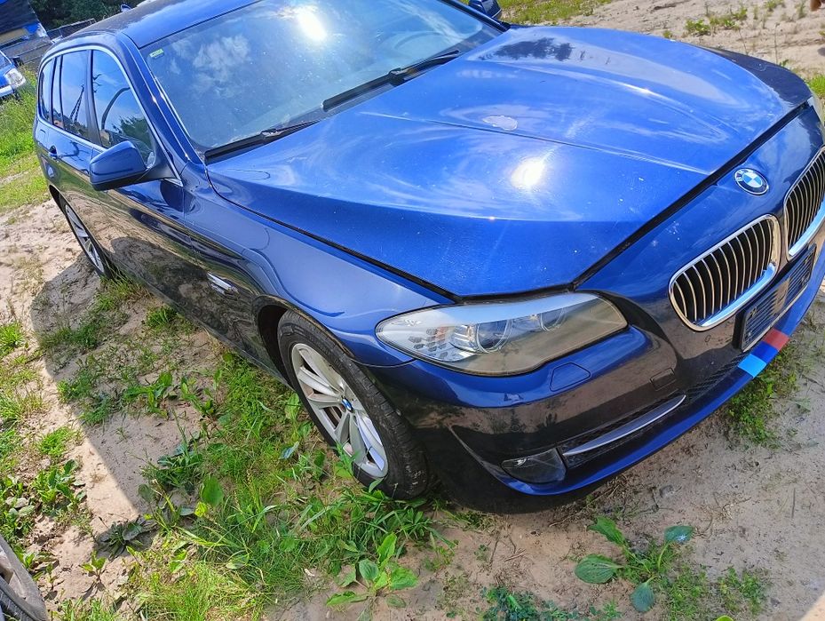 Błotnik BMW f10 a76 tiefseeblau