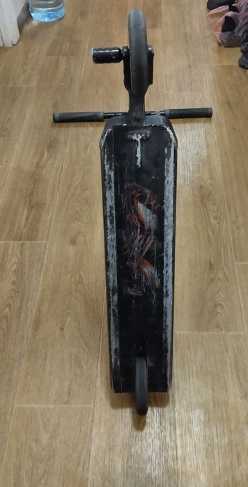 Продам трюковой самокат Bestscuter
