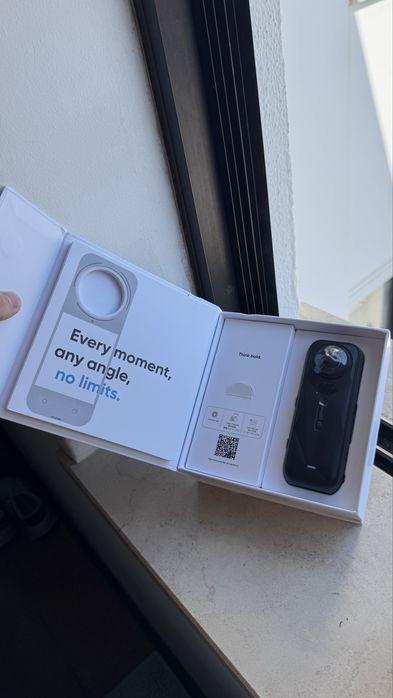 Câmara Insta360 X5 - Nova