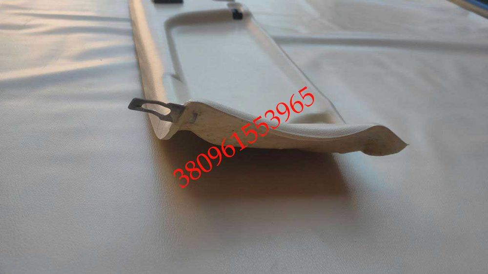 Травмозащита с фонариком на ВАЗ 2101-07 (бежевая/чёрная) новая