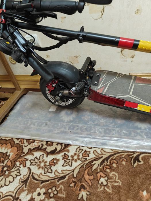 Електро самокат + інвертор .