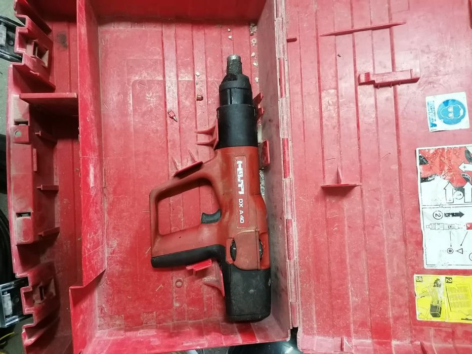 Pistolas de pregos para peças