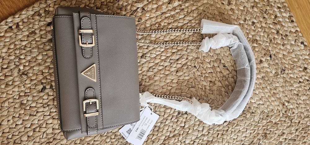 Mala Guess Nova cor  taupeira