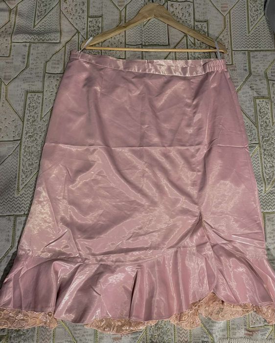 Костюм (тройка) пудрового цвета 50-52 р