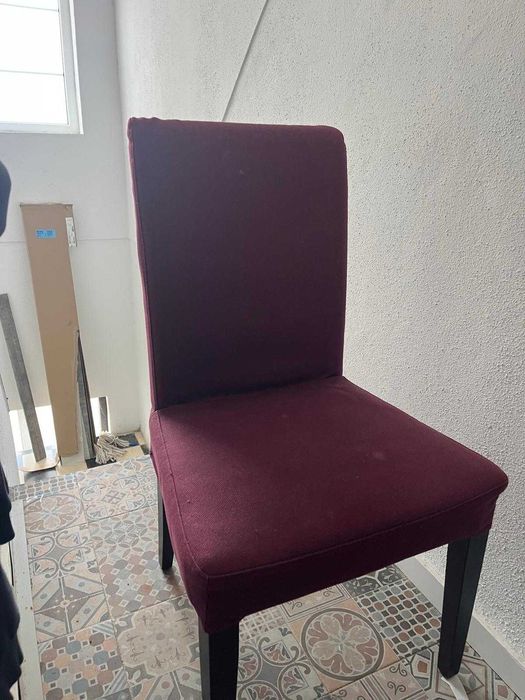 Mesa Extensível com 6 Cadeiras