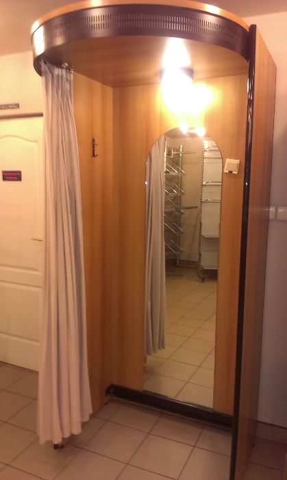 Przymierzalnia do sklepu odziezowego