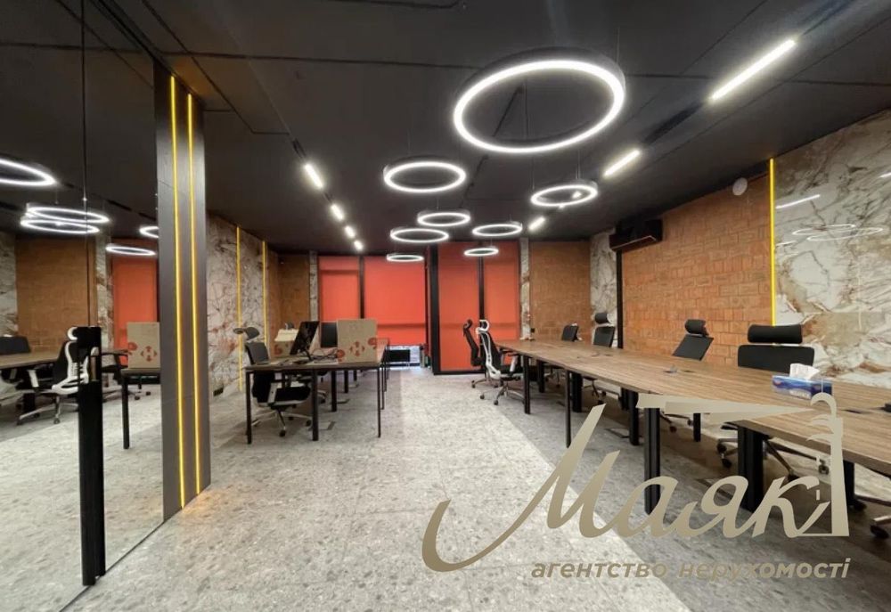 Аренда офиса Французский квартал 2 ул. Маккейна Предславинская Печерск