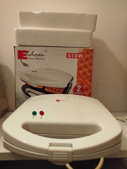 Gofrownica Eldom ST8W Moc 700W