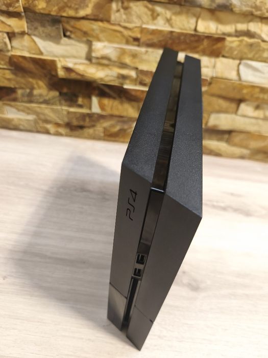 PlayStation 4 com jogos