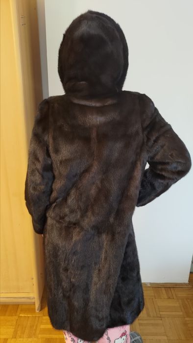 Długie futro z norek z kapturem, stan idealny!
