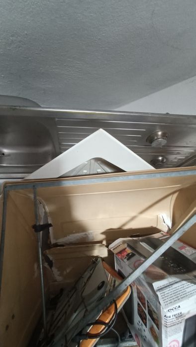 PREÇO ATÉ DIA 30/11 Vendo caravana  tabbert 3.5 MT para restauro.