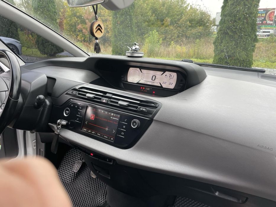 Продам автомобіль