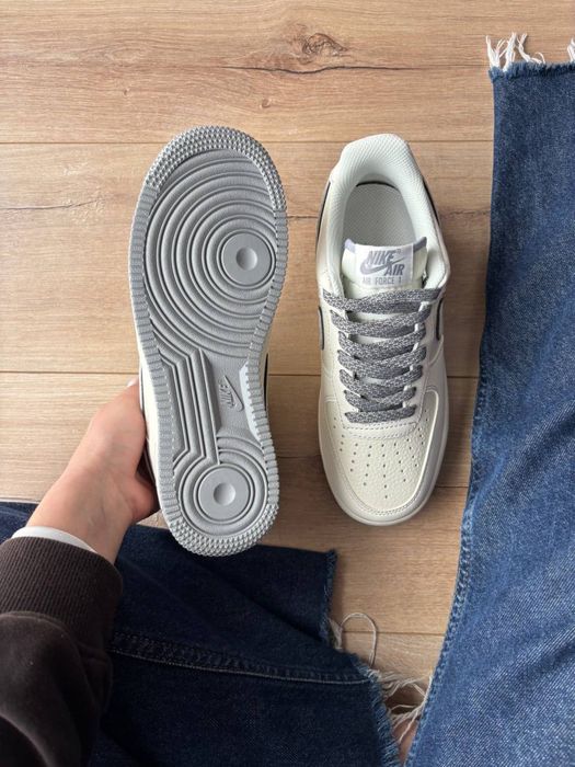 Nike Air Force 1 Low x Undefeated White Grey