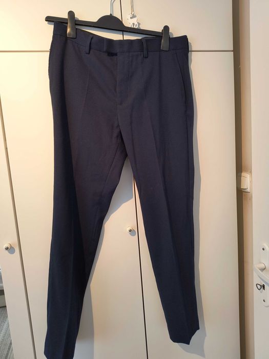 Garnitur męski granatowy r.52 eur