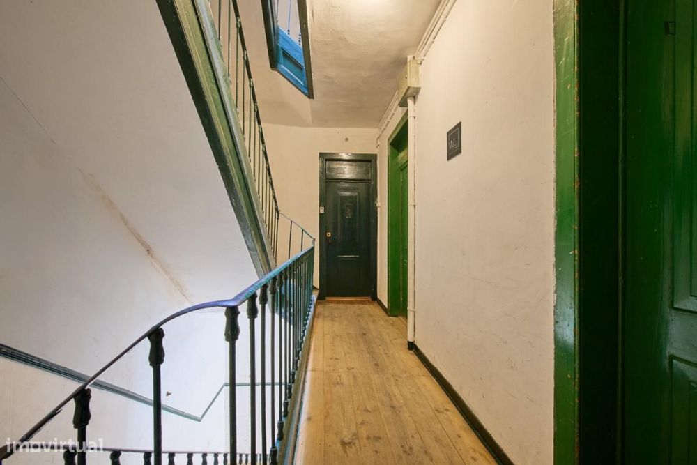 Quarto - localizado em São Bento Lisbon