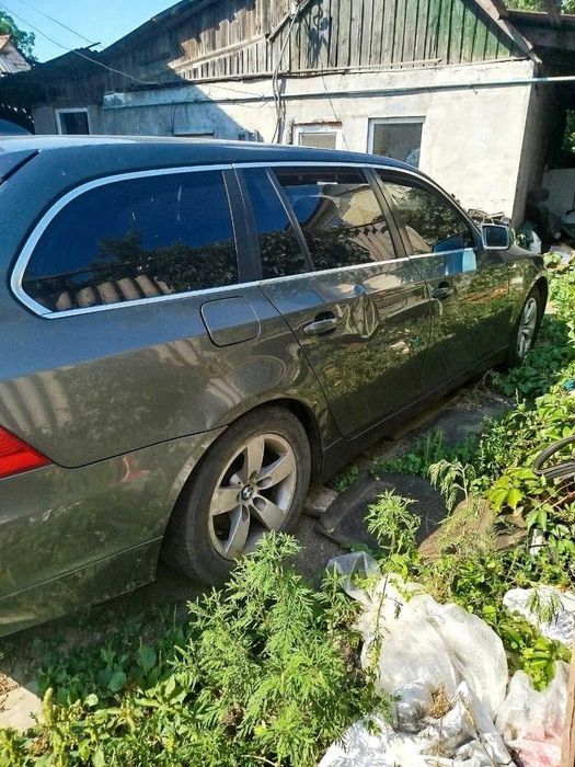 Продам БМВ E61 530