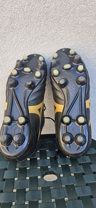 Chuteiras Mizuno NR 41